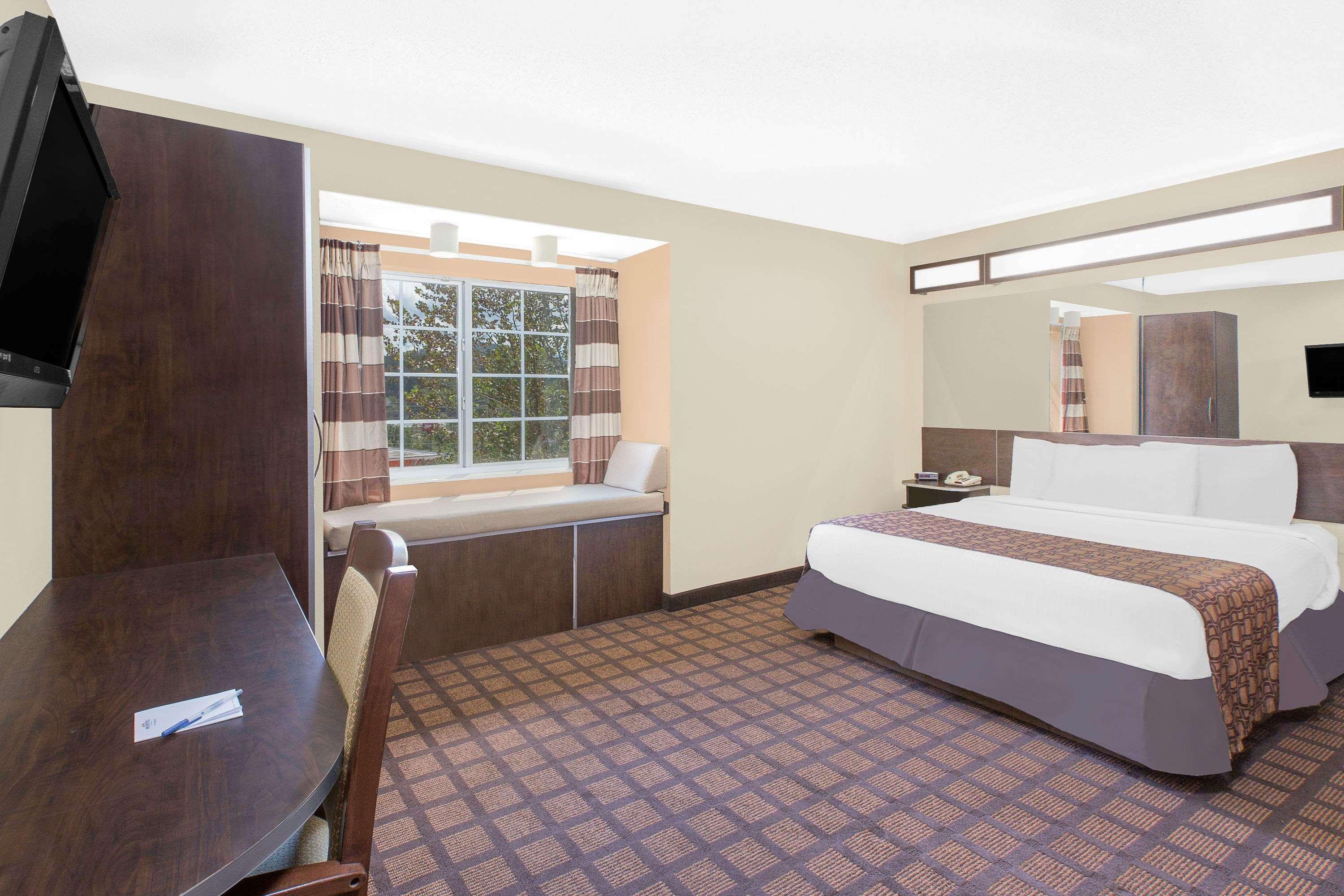 Microtel Inn & Suites By Wyndham Franklin Esterno foto