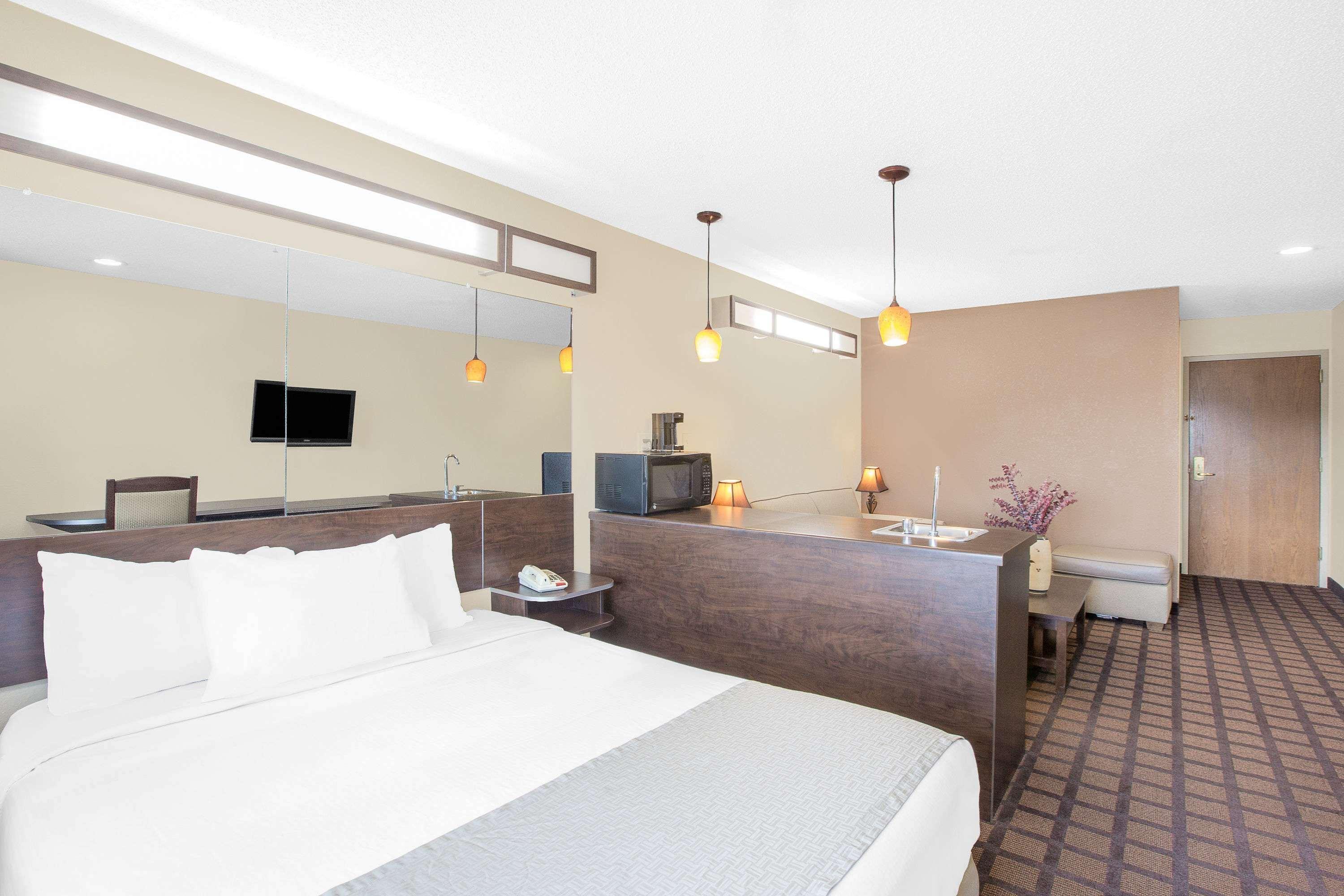 Microtel Inn & Suites By Wyndham Franklin Esterno foto